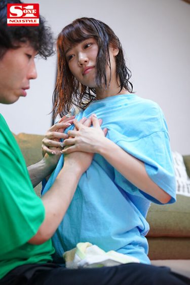 バイト先の後輩が隠れボイン!?誘惑に負けた僕の浮気体験